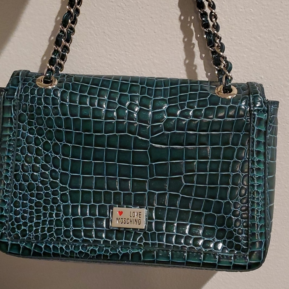 love Moschino handbag almost brand new